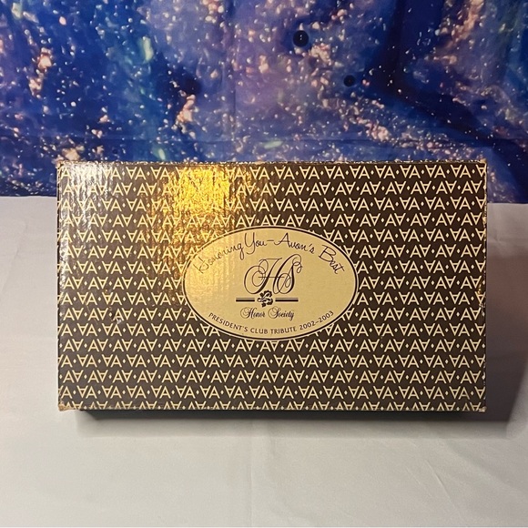 Vintage AVON Small Handbag - Picture 2 of 3